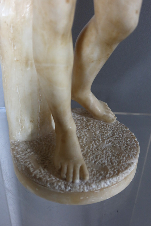 Sculpture en albâtre représentant Apollon XIXème