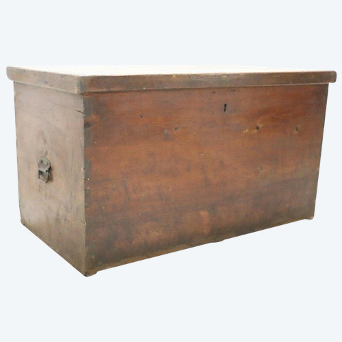 Baule rustico in legno di abete, fine XIX secolo