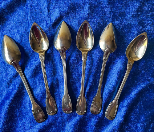 6 vermeil teaspoons.