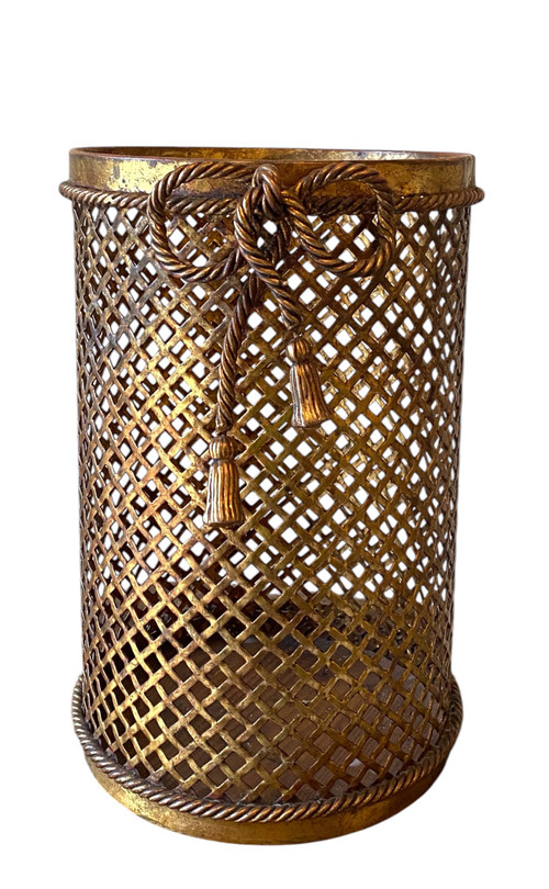 Li Puma. Gilded metal basket. Trimmings decoration. Italy, mid-20th century.