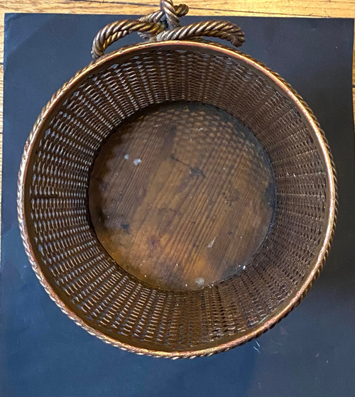 Li Puma. Gilded metal basket. Trimmings decoration. Italy, mid-20th century.