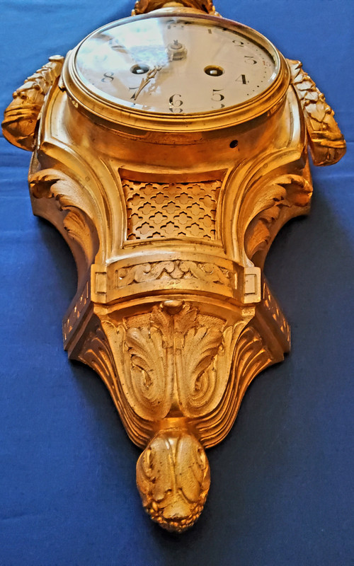 Wall light called alcove in gilded bronze in the Transition style Louis XV Louis XVI 19th century