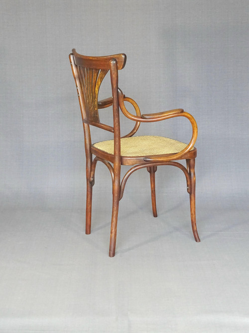 Bentwood armchair, curved wood, bistro KOHN N°196, 1905, new canework; No Thonet