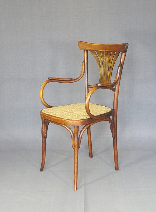 Bentwood armchair, curved wood, bistro KOHN N°196, 1905, new canework; No Thonet