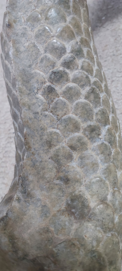 Grüner Marmordelfin. Brunnenelement XVIII/XIX