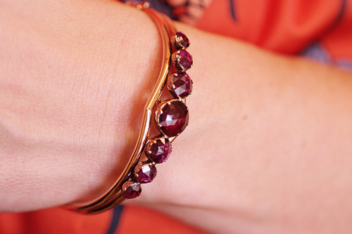 Bracciale di perline con granati di Perpignan in oro 18 ct, bracciale di perline in oro, gioielli regionali