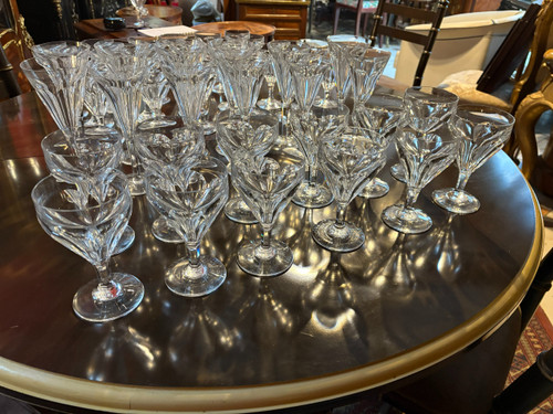 SERVICE DE 48 VERRES DE LA MAISON BACCARAT