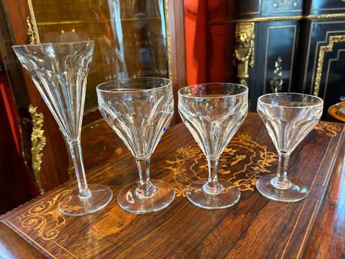 SERVICE DE 48 VERRES DE LA MAISON BACCARAT