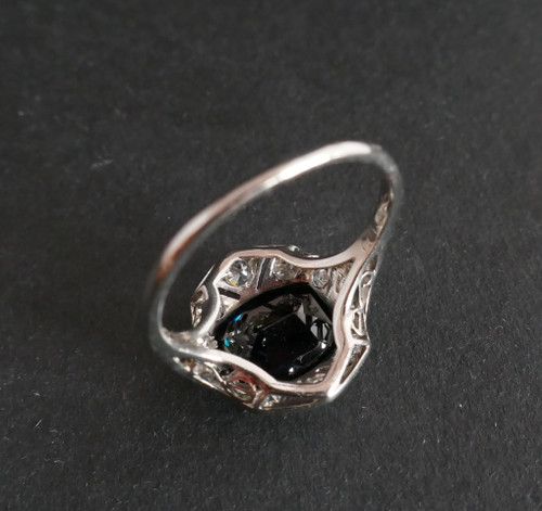 Ring Saphir und Diamanten, Platinfassung.