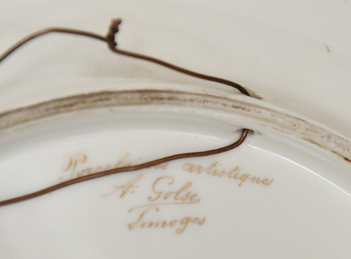 Paire de plats en porcelaine de Limoges décor de scènes de chasse peints par Abel Golse (1844-1937)