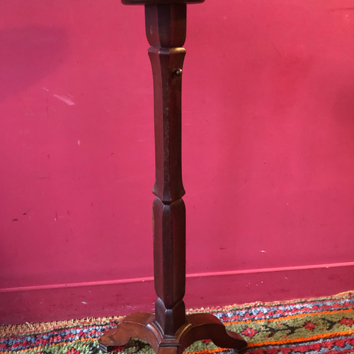Pedestal table with light holder after Canabas