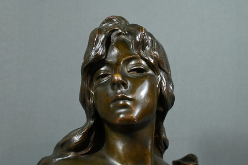 Bronze "Capture", signed E.Villanis - Late 19th century