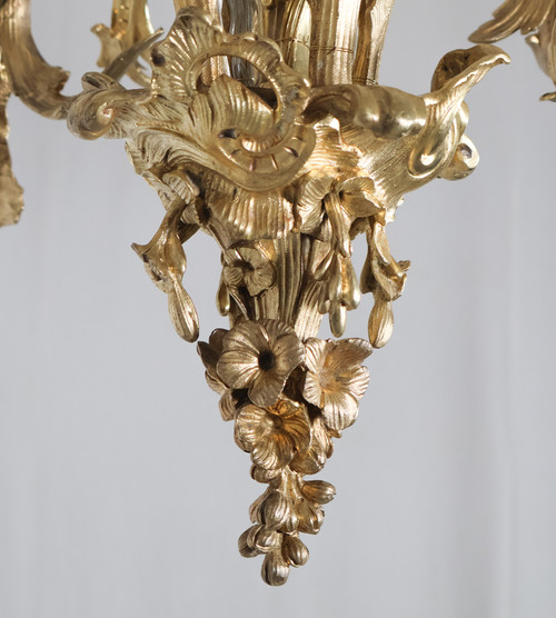  Lampadario Rocaille in ormolu, XIX secolo