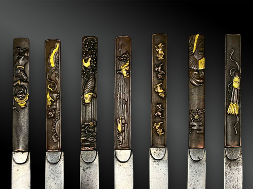 SERVIZIO di 12 coltelli Kozuka - Giappone - Periodo Edo (1603-1868)