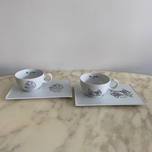 Paire de tasses avec sous-tasses Jean Cocteau XXe en porcelaine d'art
