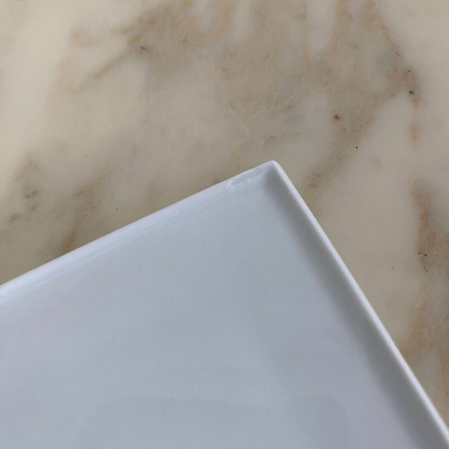 Paire de tasses avec sous-tasses Jean Cocteau XXe en porcelaine d'art