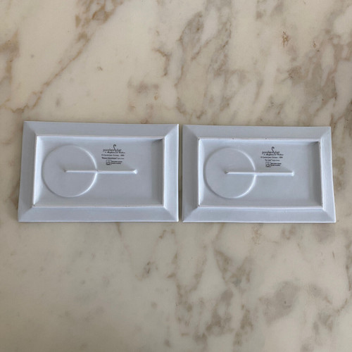 Paire de tasses avec sous-tasses Jean Cocteau XXe en porcelaine d'art
