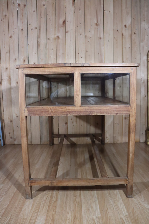 Ancienne Vitrine/présentoir De Magasin En Pin