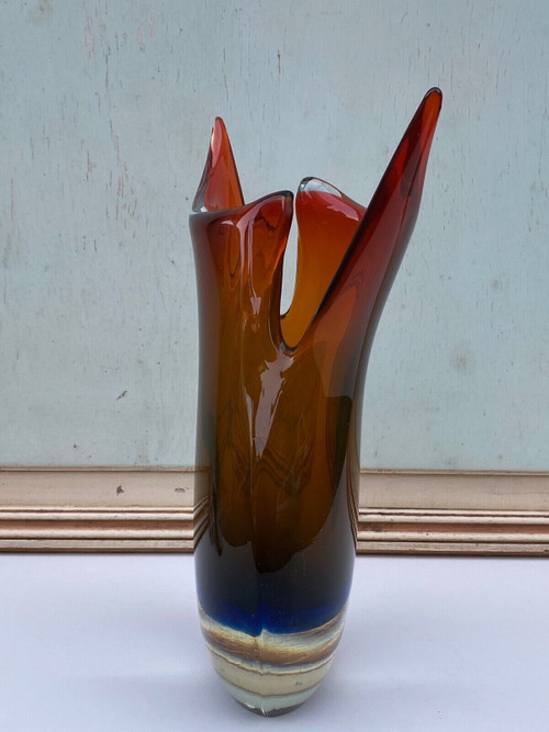 60s Murano free-form vase with red and blue background 6 kilos