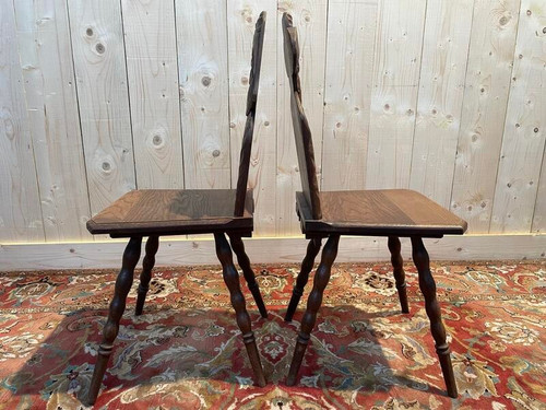 Set of 6 Alsatian chairs in carved oak
