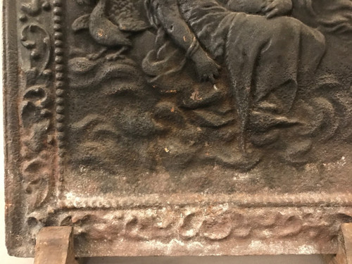 18th century cast iron fireback, 70 cm high, 47.5 cm wide