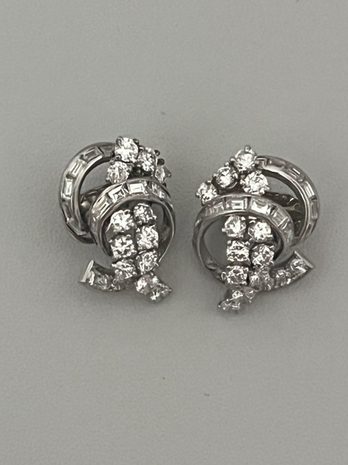 Orecchini di platino e oro bianco con diamanti