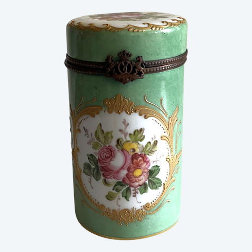 Small hand-decorated English porcelain box,