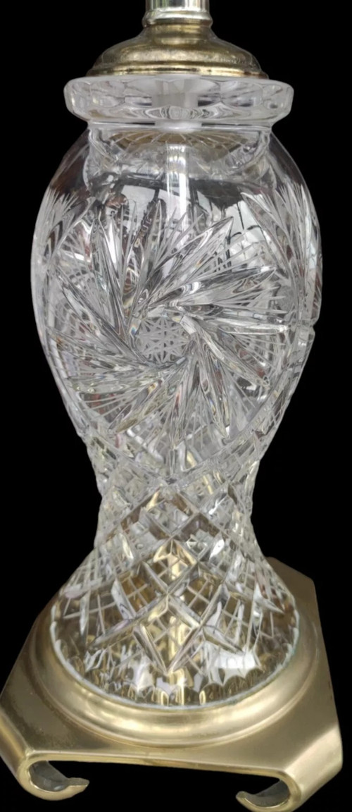 Alte große Tischlampe aus geschliffenem Kristall und vergoldetem Metall