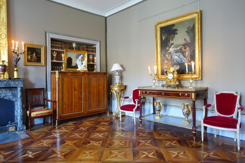 Grande biscotto in porcellana, allegoria della scultura di Falconet - stile Luigi XVI in bronzo dorato