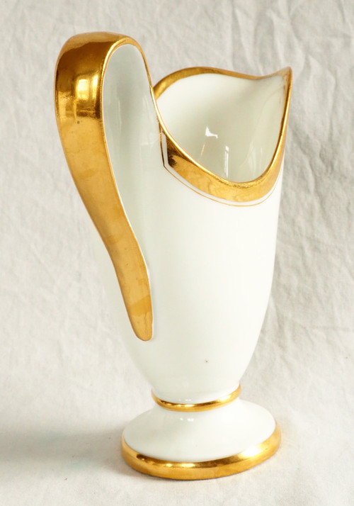 Halley - Empire period milk jug in white and gold Paris porcelain circa 1805