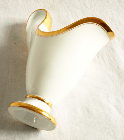 Halley - Empire period milk jug in white and gold Paris porcelain circa 1805