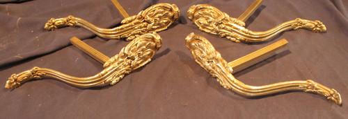 4 portes embrases à rideaux en bronze style Louis XVI ép. 19ème bronze ameublement décoration