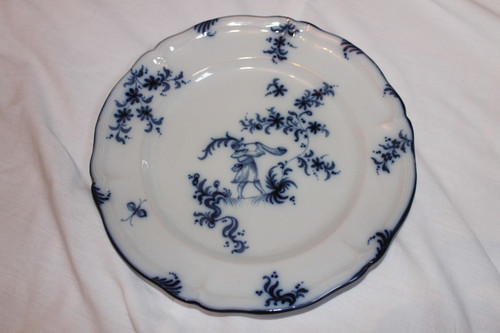 11 assiettes en faïence signées d'Emile Gallé service chasseurs et chasseresses en bleu 19ème