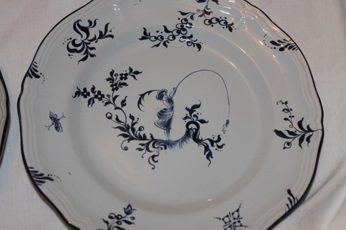 10 piatti in terracotta firmati Emile Gallé servizio cacciatori e cacciatrici in blu XIX secolo