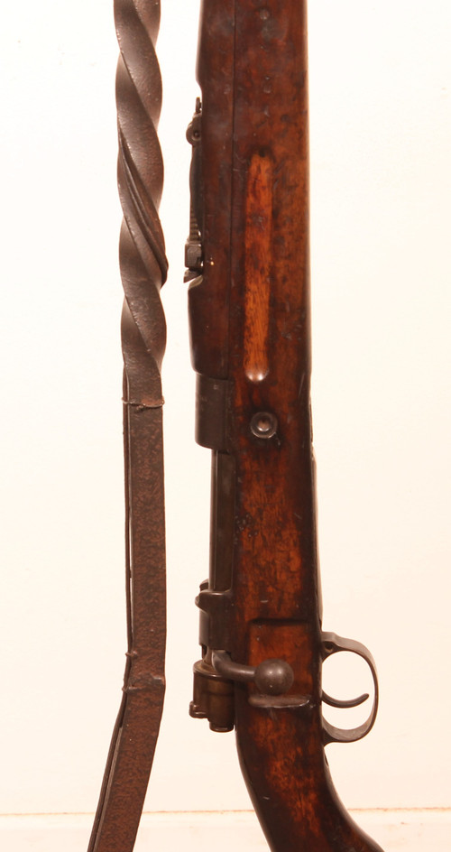 Rifle Floor Lamp With Its Lampshade
