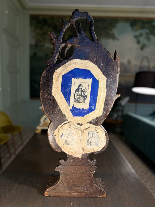 Large Reliquary Monstrance with Five Relics – 18th Century