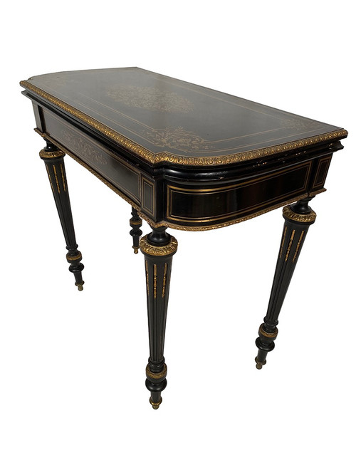 Table à jeux en bois noirci et placage d’ébène marqueté de laiton, époque Napoléon III
