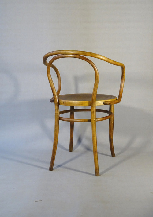 B9 Poltrona da bistrò Le Corbusier KOHN, 1915 circa, seduta in legno, no Thonet