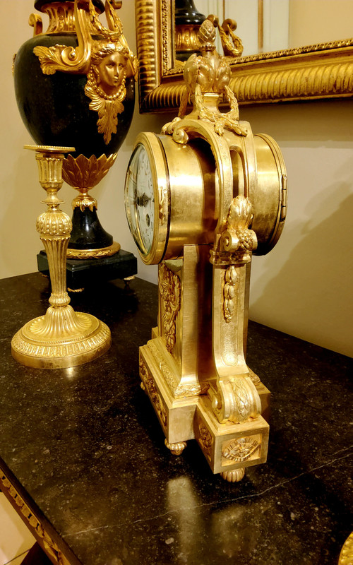 Louis XVI Style Pendulum Clock and Pair of Candlesticks in Chiseled Gilded Bronzes Susse Fd