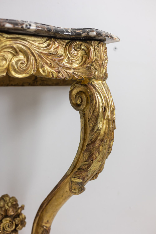 Console en bois doré et sculpté d’époque Louis XV. Circa 1880. LS5871738A