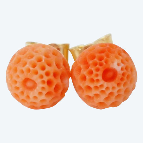 Boucles d'oreilles corail sculpté et or jaune