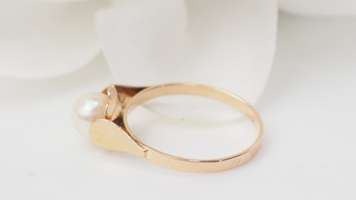 Anello in oro rosa e perla coltivata