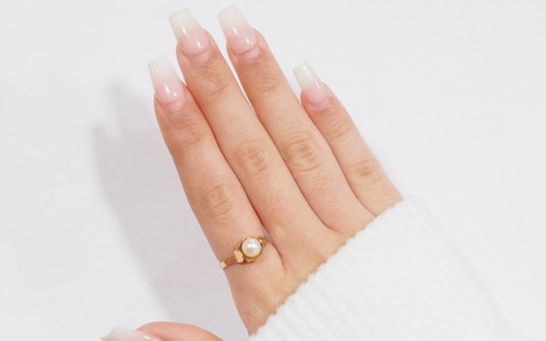 Anello in oro rosa e perla coltivata