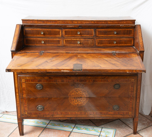Alter Louis XVI-Schreibtisch Lombardei (Italien) 18. Jahrhundert.