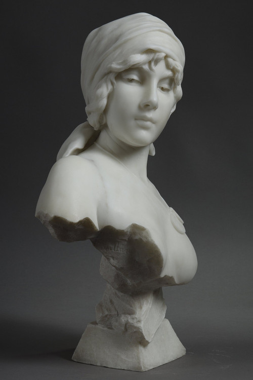 Busto in marmo della “Ragazza di Boemia” di Emmanuel Villanis