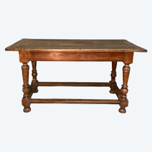 Table en noyer du 19ème siècle