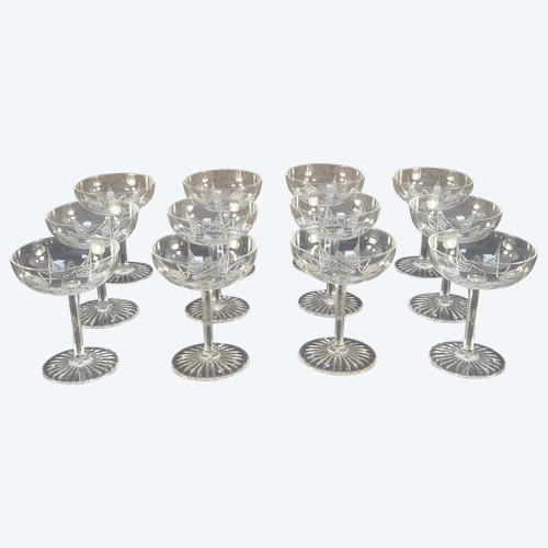 12 coupes a champagne En Cristal De Baccarat Modele EPRON