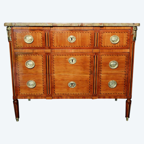 Commode Louis XVI en marqueterie de bois de rose