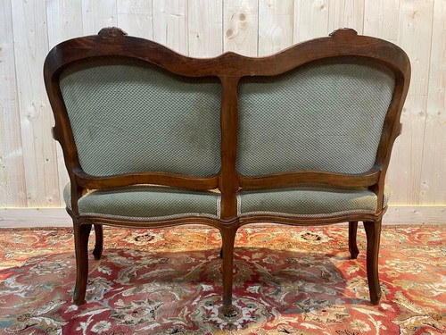 Sofa - Bank aus grünem Samt im Louis-XV-Stil