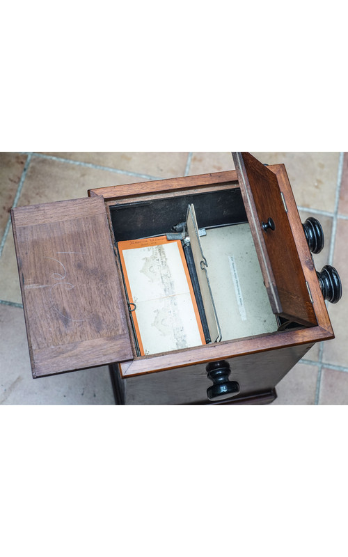 Stereoscopic terminal, 50 glass or cardboard plates, 8.5 X 17 cm